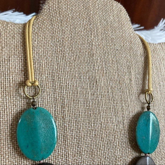 Bead Statement Necklace Gold and Teal - Picture 3 of 6